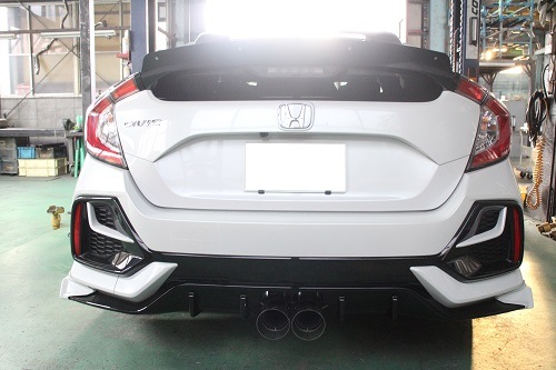 ホンダ シビック 社外マフラー加工 【型式：6BA－FK7