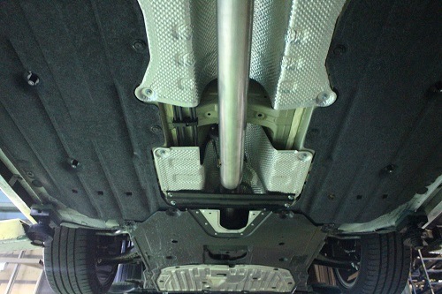 ホンダ シビック 社外マフラー加工 【型式：6BA－FK7