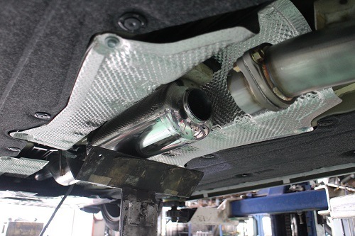 ホンダ シビック 社外マフラー加工 【型式：6BA－FK7
