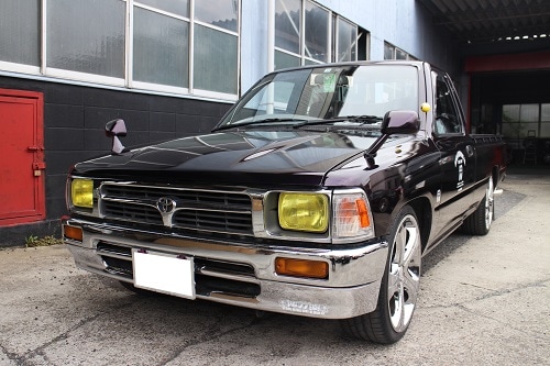 トヨタ ハイラックス ワンオフマフラー 【型式：GA－YN86