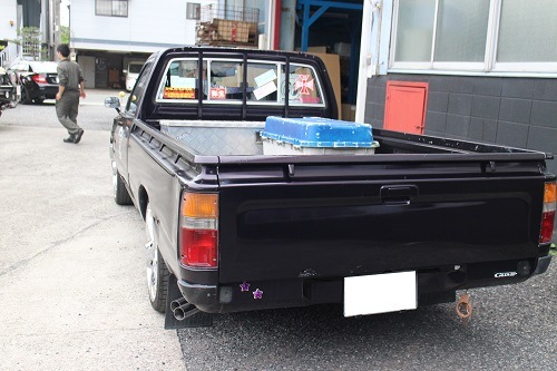 トヨタ ハイラックス ワンオフマフラー 【型式：GA－YN86