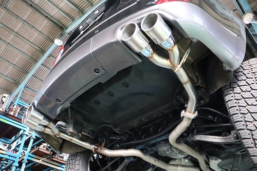 Jeep グランドチェロキーサミット ワンオフマフラー 【型式