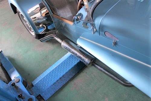ケータハム スーパーセブン1600 ワンオフマフラー【型式