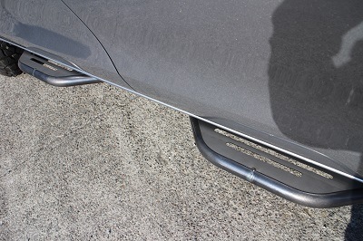 ハイラックス】<br>サイドステップ 平面モデル<br>適合車両型式<br>3DF