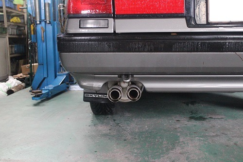 ニッサン スカイラインワゴン ワンオフ マフラー 【型式：E