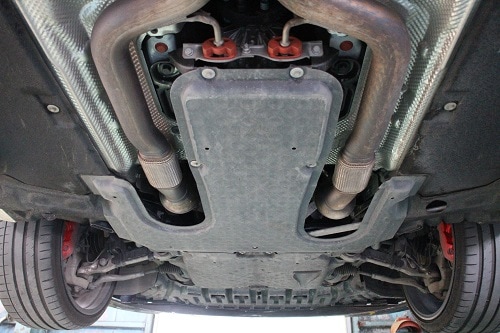 メルセデスベンツ2010年式S63AMGマフラー