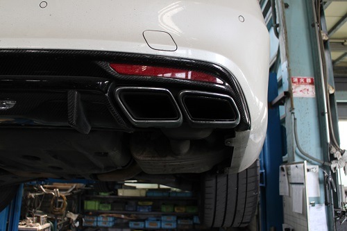 メルセデスベンツ2010年式S63AMGマフラー メルセデス ベンツ S63 AMG ワンオフ マフラー 【型式：CBA