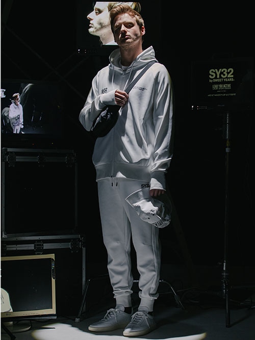 DOUBLE KNIT EMBOSS LOGO LONG PANTS