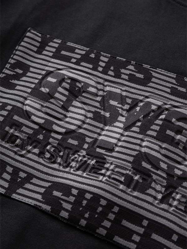 JACQUARD EMBOSS LOGO L/S TEE