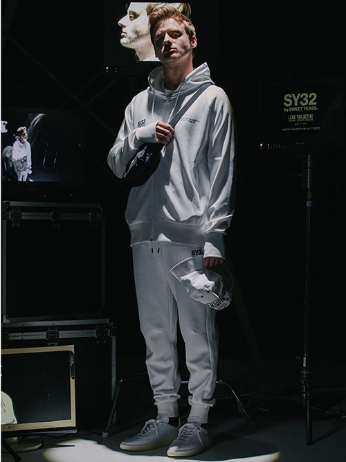 DOUBLE KNIT EMBOSS LOGO LONG PANTS