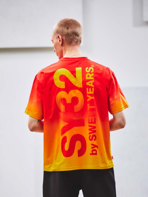 GRADATION BIG LOGO TEE