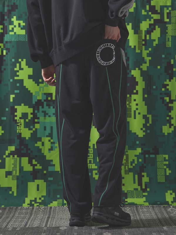 STITCH DESIGN SWEAT PANTS