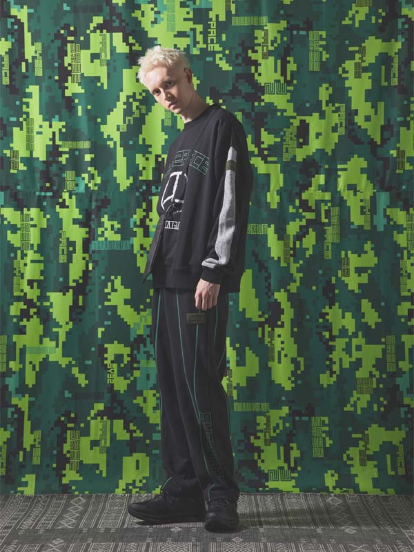 STITCH DESIGN SWEAT PANTS