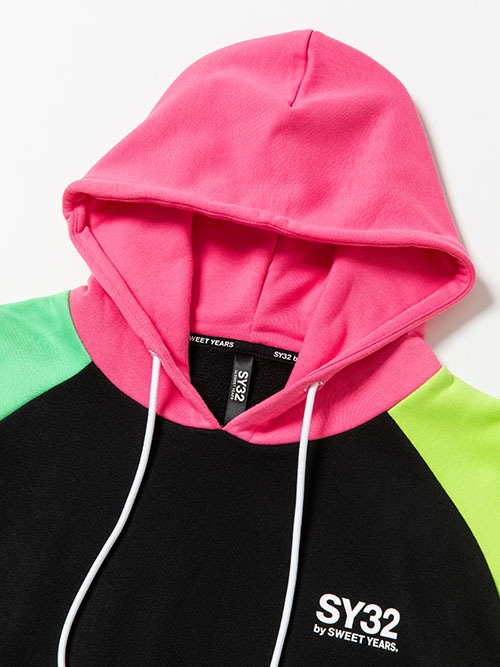 FLASH COLOR ARM LOGO P/O HOODIE