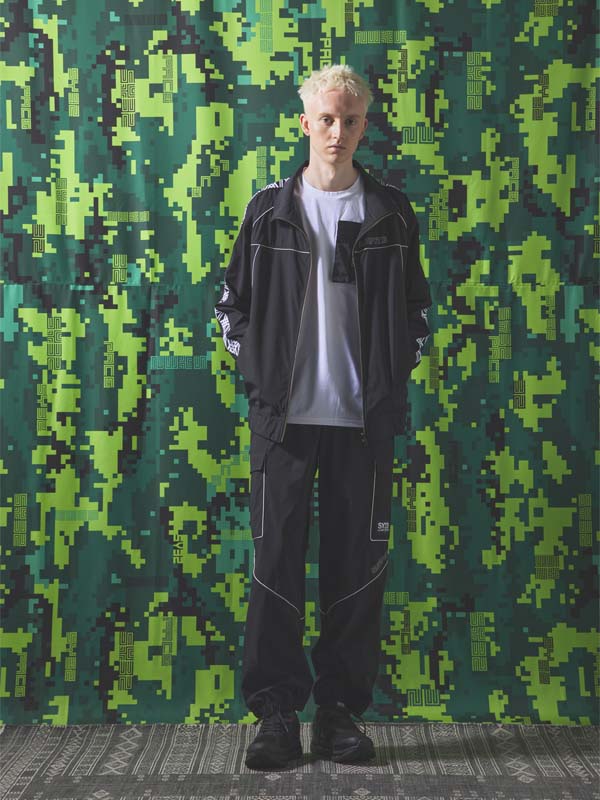 PIPING NYLON CARGOPANTS