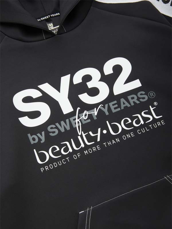 SY32xb:b COLLABORATION S/S HOODIE 