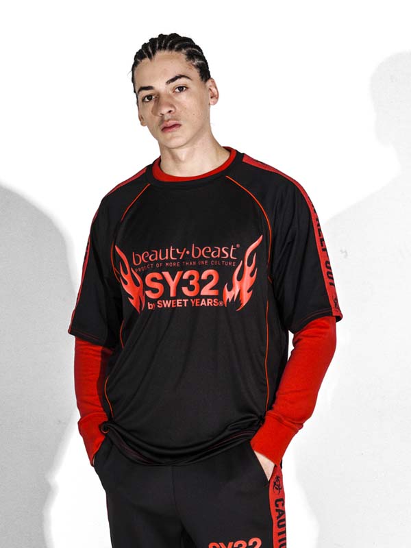 SY32xb:b COLLABORATION SWITCHING S/S TEE