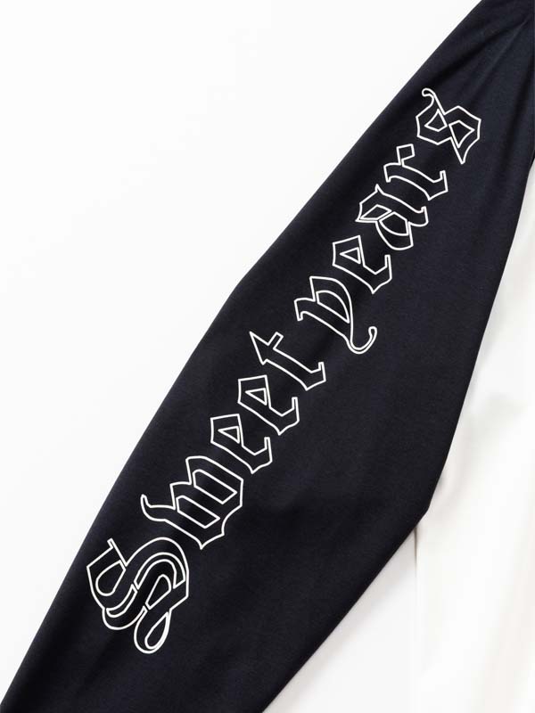 RAGLAN SLEEVE CROSS L/S TEE