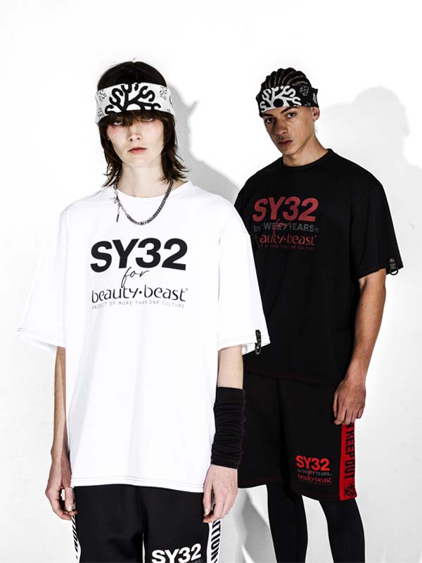 SY32xb:b COLLABORATION BASIC S/S TEE
