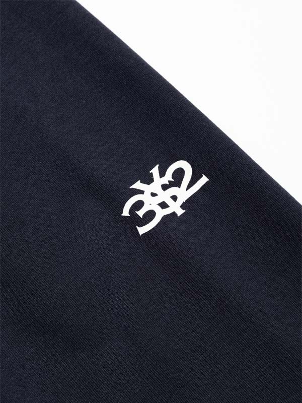 NECK ROUND PRINT L/S TEE