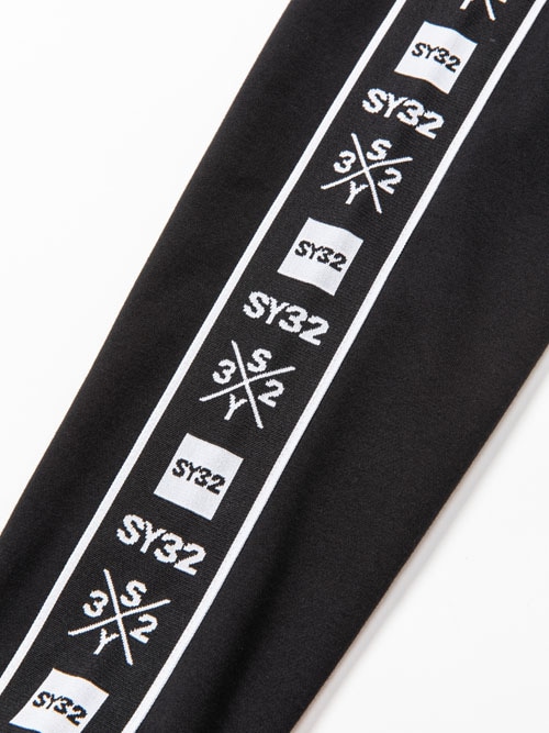 LINE TAPE ZIP HOODIE