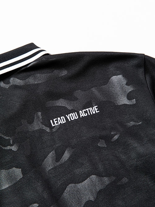 EMBOSS CAMO ZIP POLO