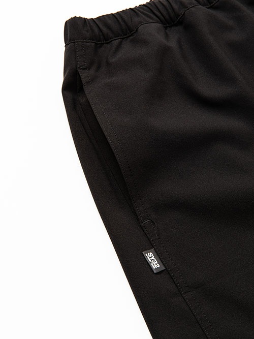 SPORTS SHORT PANTS