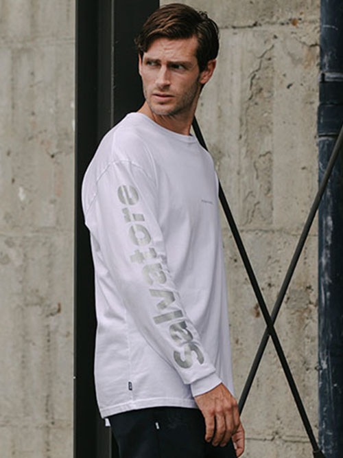 LOOSE SILHOUETTE SALVATORE L/S TEE