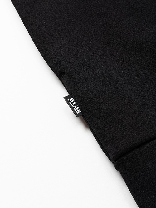 STRADDLE PRINT HOODIE