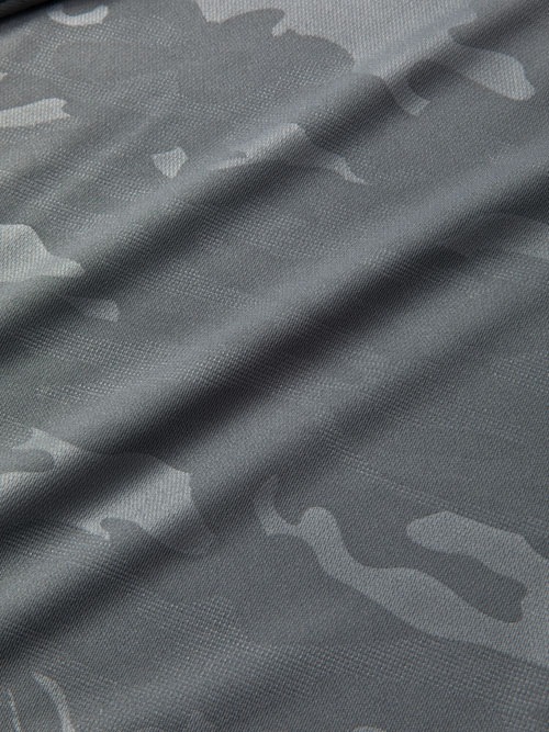 EMBOSS CAMO BOX LOGO TEE | TOPS | 【公式】SY32 by SWEET