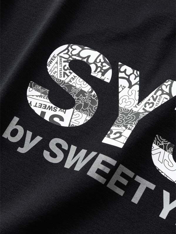 BASIC GRAPHIC LOGO TEE