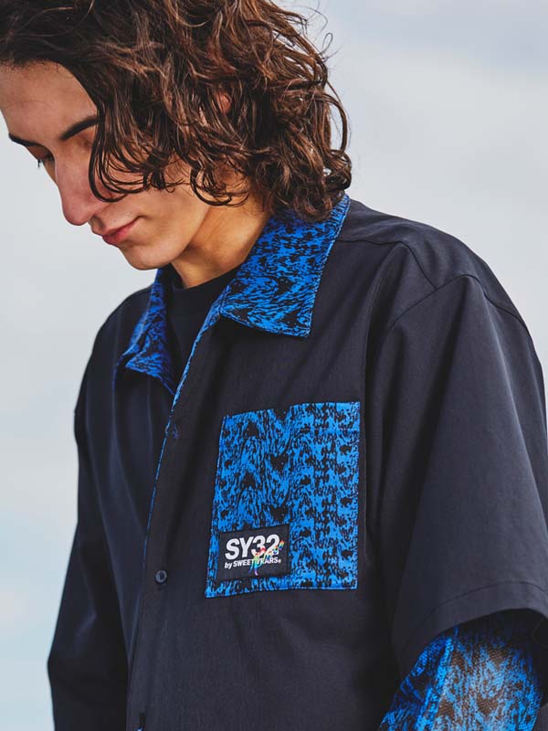 GRAPHIC OPEN COLAR SHIRT