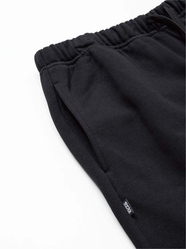 SEPARATE GRAPHIC CUT OFF PANTS