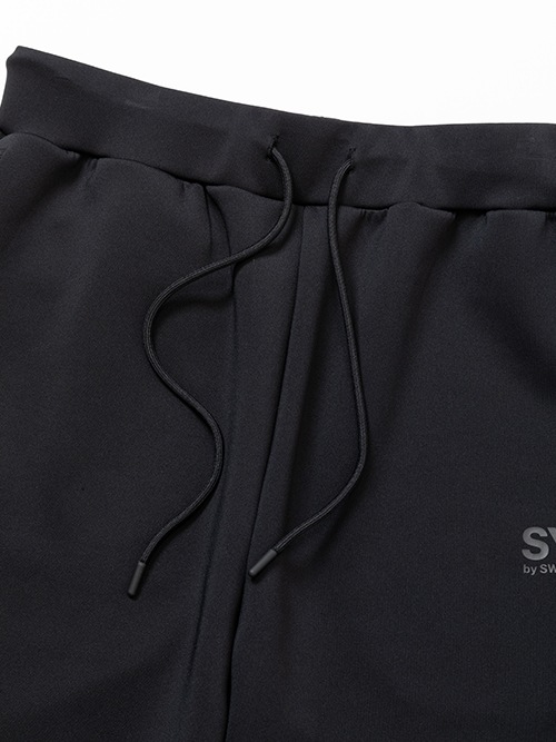 DOUBLE KNIT EMBROIDERY LOGO SHORT PANTS