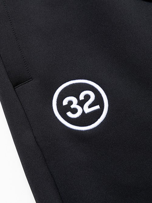 DOUBLE KNIT EMBROIDERY LOGO SHORT PANTS