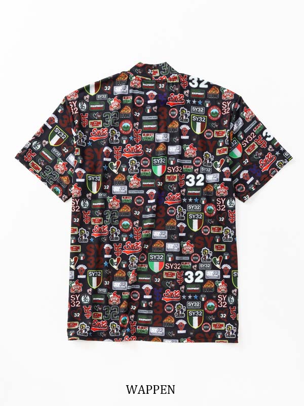 GRAPHIC MOCK NECK TEE