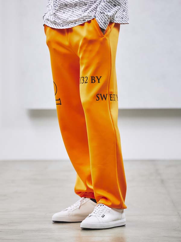 SERIF TYPE LOGO SWEAT PANTS