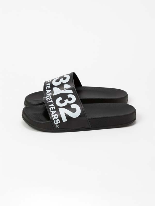 SHOWER SANDALS