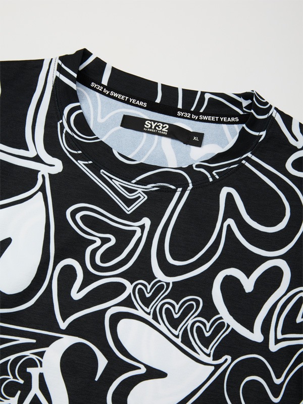 NEW GRAPHIC PATTERN L/S TEE