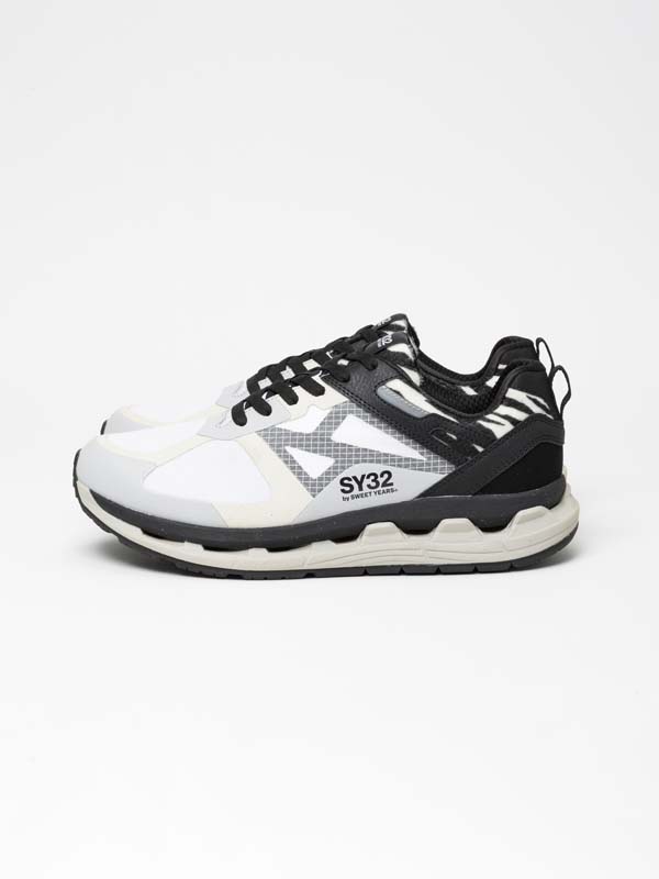 【6/4 0時発売】MOISTHROUGH360 × SY32