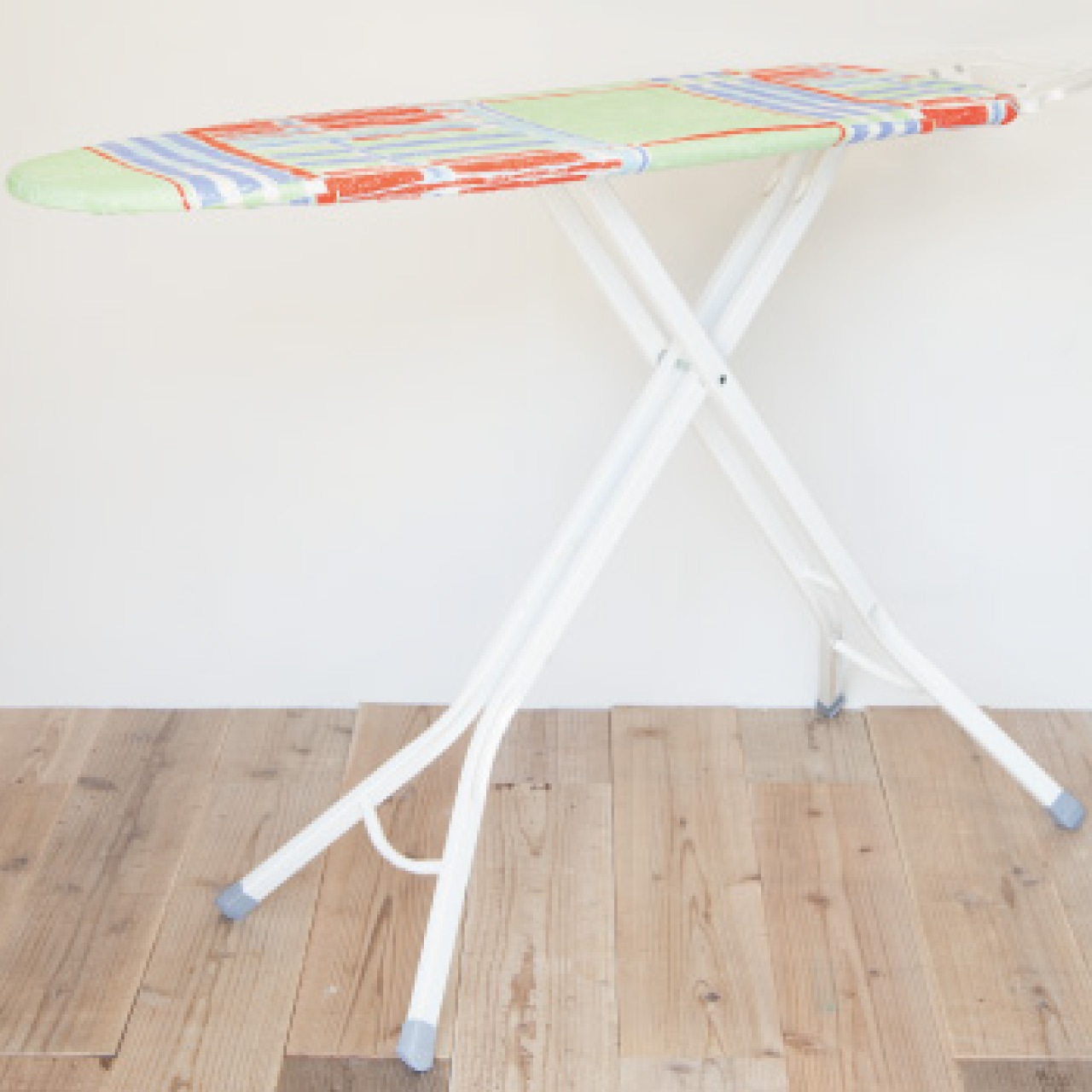 【A1 レトロ】　アイロン台 A1 レトロ】 アイロン台