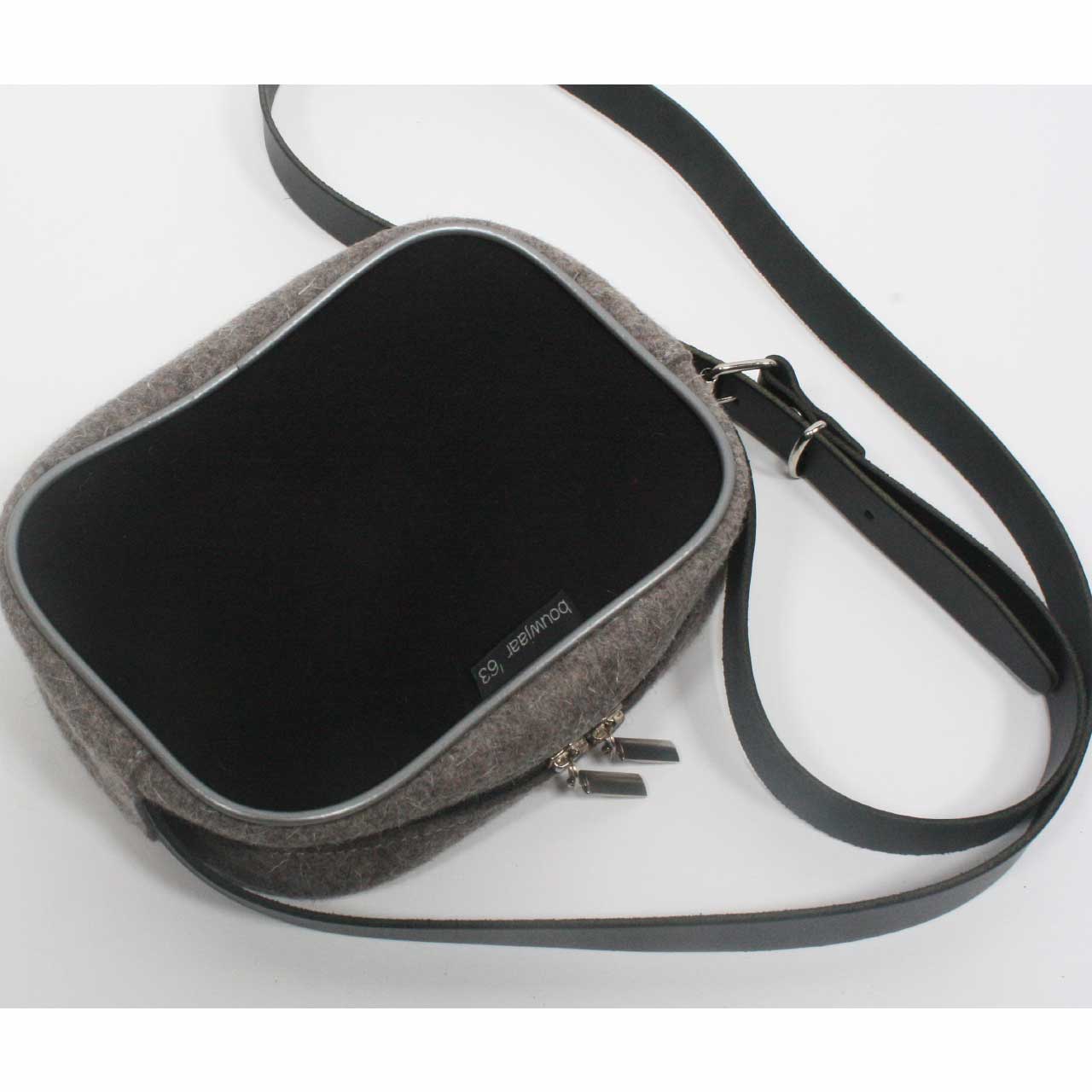 ブーヤー63 クリッシー ブラック