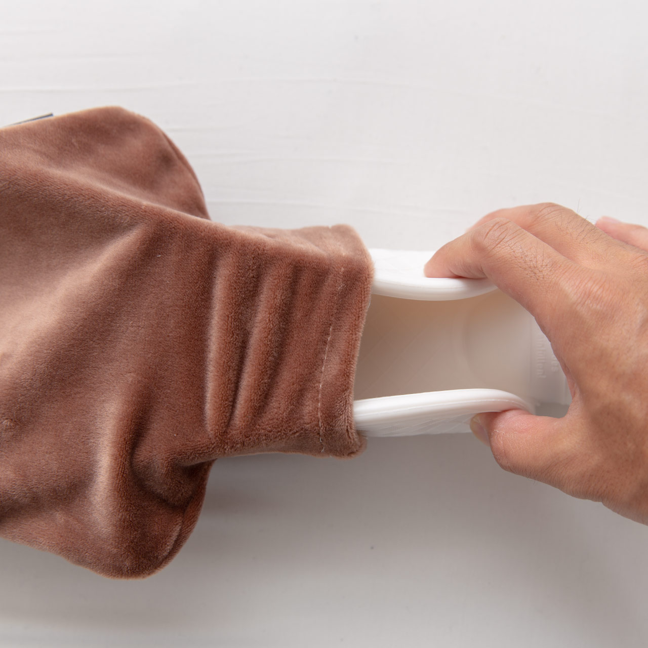 モフア なめらかパフ 湯たんぽ0.8L ブラウン