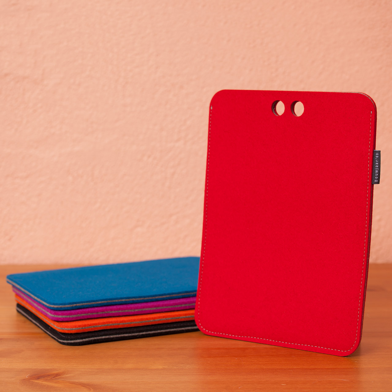 ブーヤー63 iPadスリーブ+ポケット ダークピンク