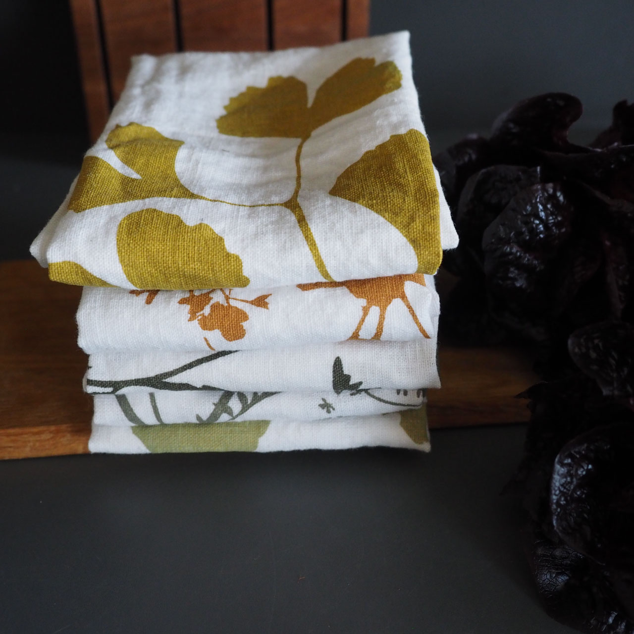 ドロシー・レーネン タオル イチョウ グリーンアース ナチュラルリネン