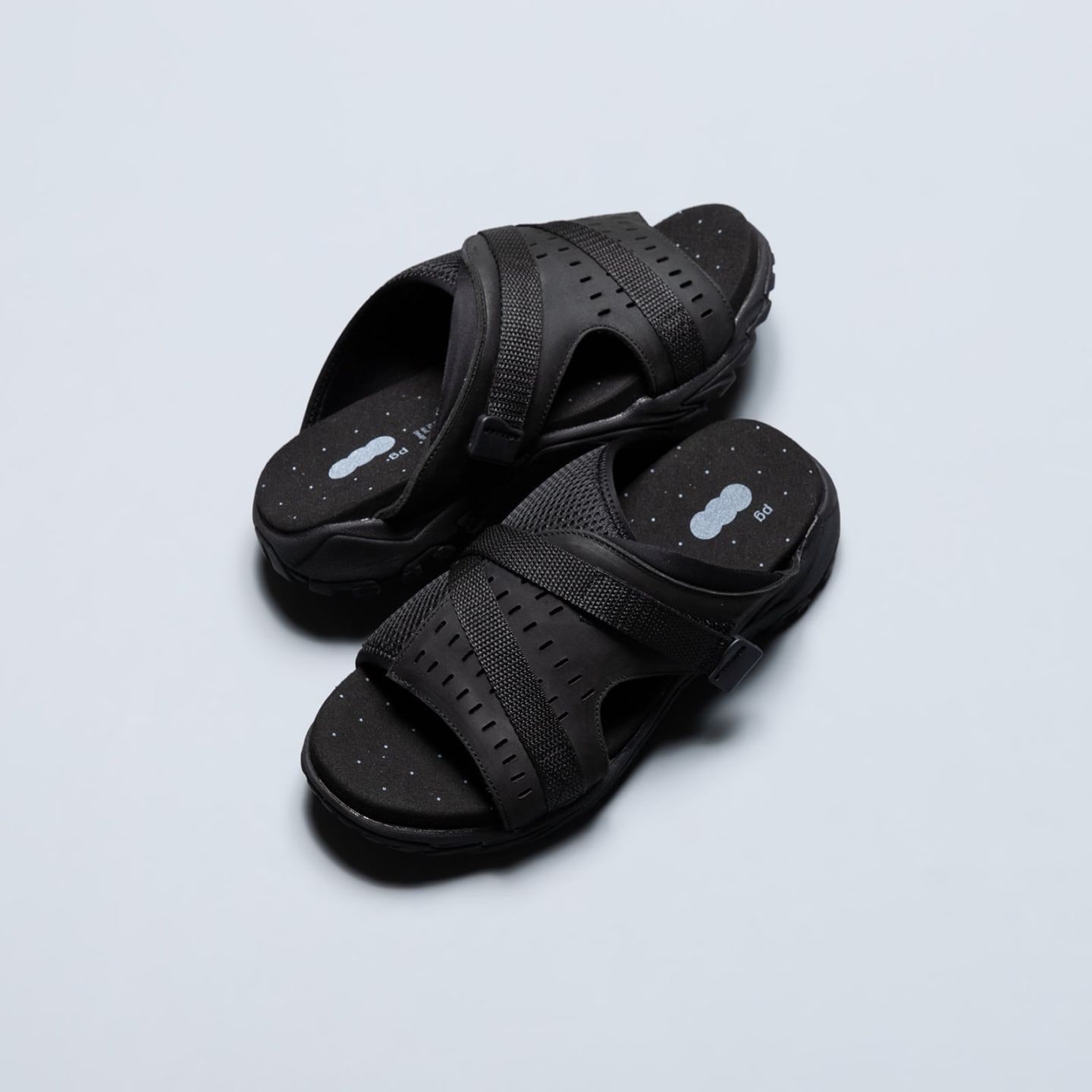中目黒にあるセレクトショップ【BIN】のWEBショップ