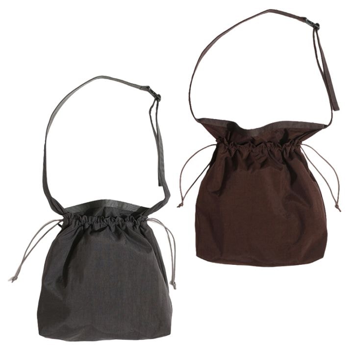 ERA. / TAS BIG RED CROSS APRON BAG