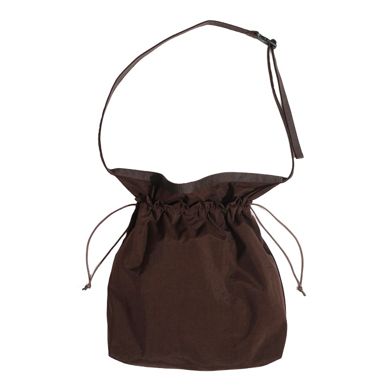 ERA. / TAS BIG RED CROSS APRON BAG