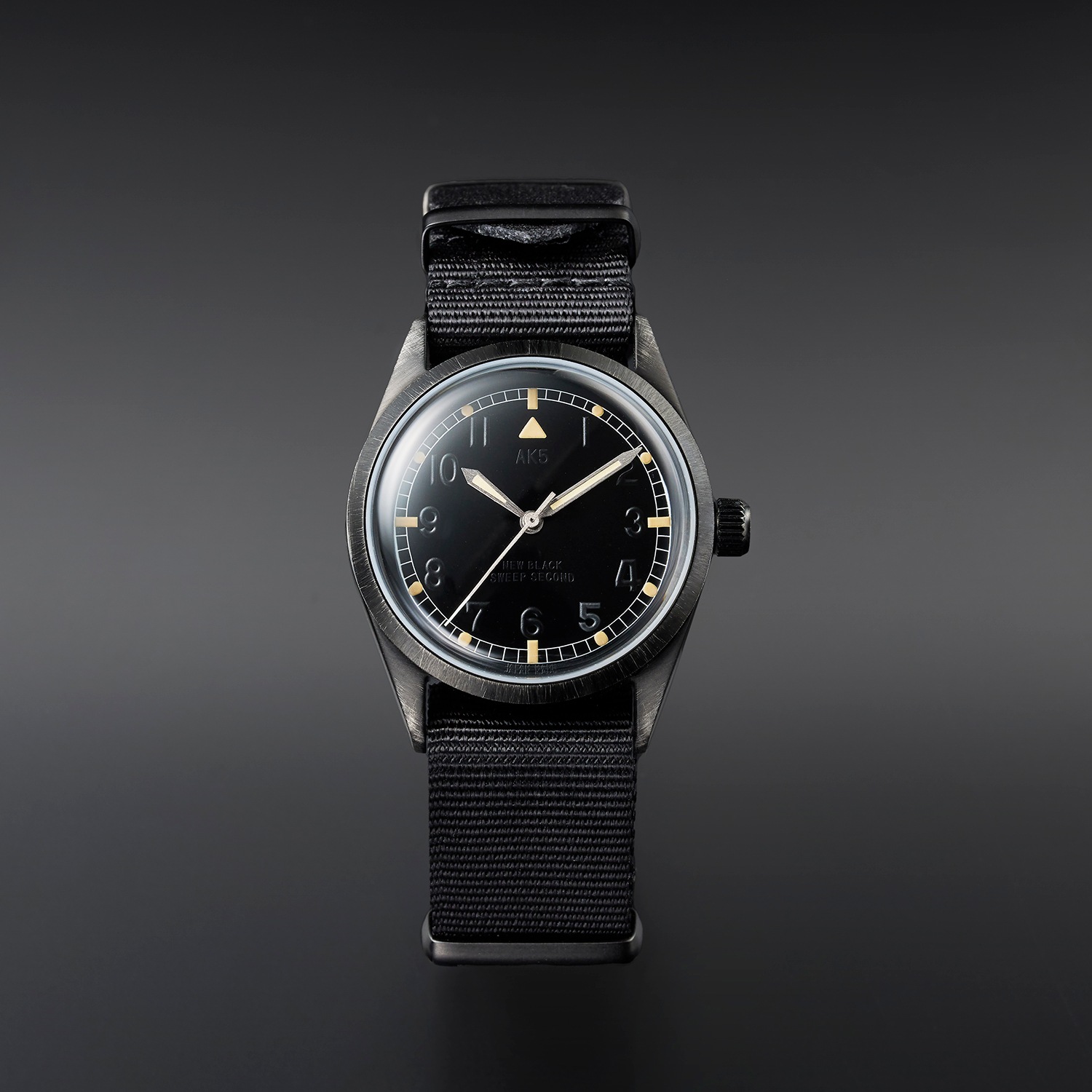 AK5 / AK5 EREN WATCH With VAGUE WATCH CO. | AK5 | BIN