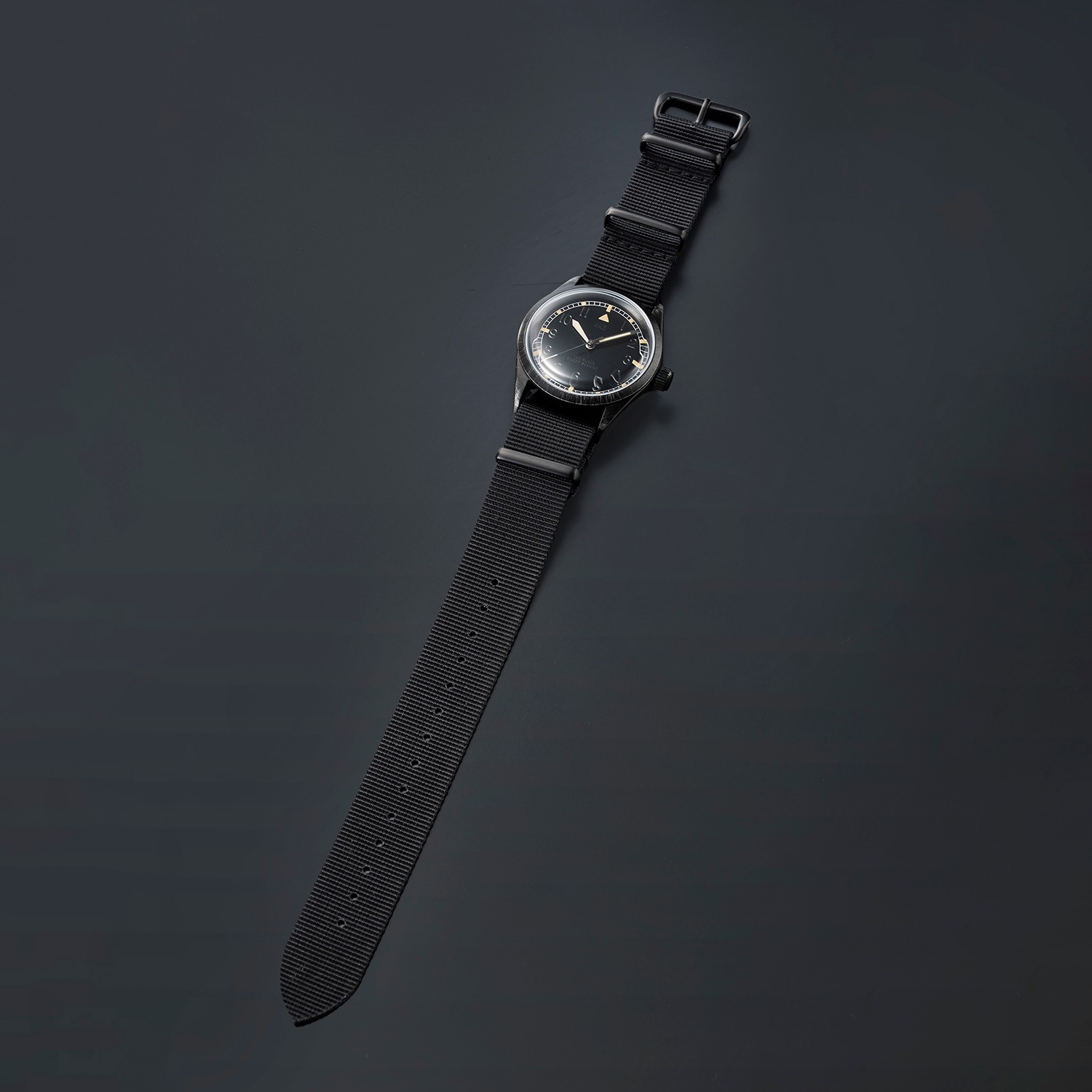 新品 左ききのエレン 時計 AK5 VAGUE WATCH CO. ミリタリー AK5 / AK5 EREN WATCH With VAGUE WATCH CO. | AK5 | BIN